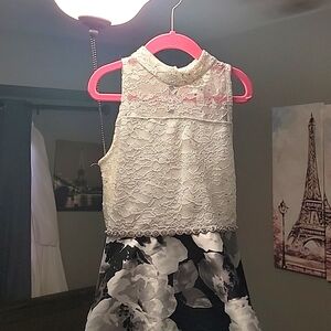 Beautiful girls dress 👗 formal for wedding or any occasion